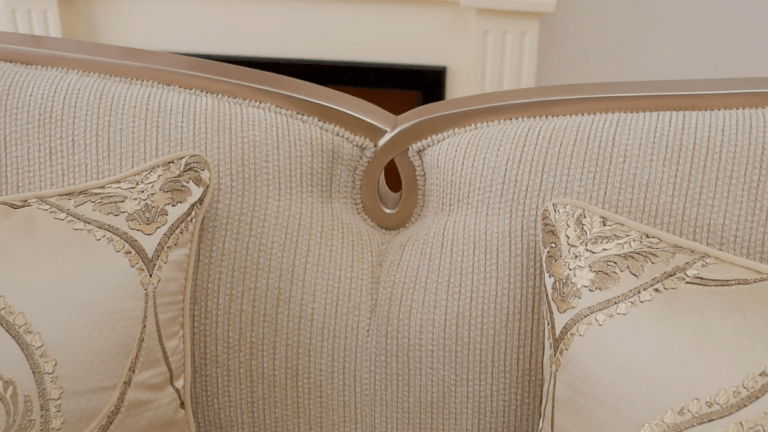 HD-7005 - Sofa - Beige / Gold