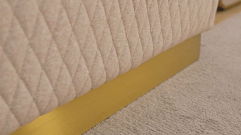 HD-3181 - Loveseat - Beige / Gold