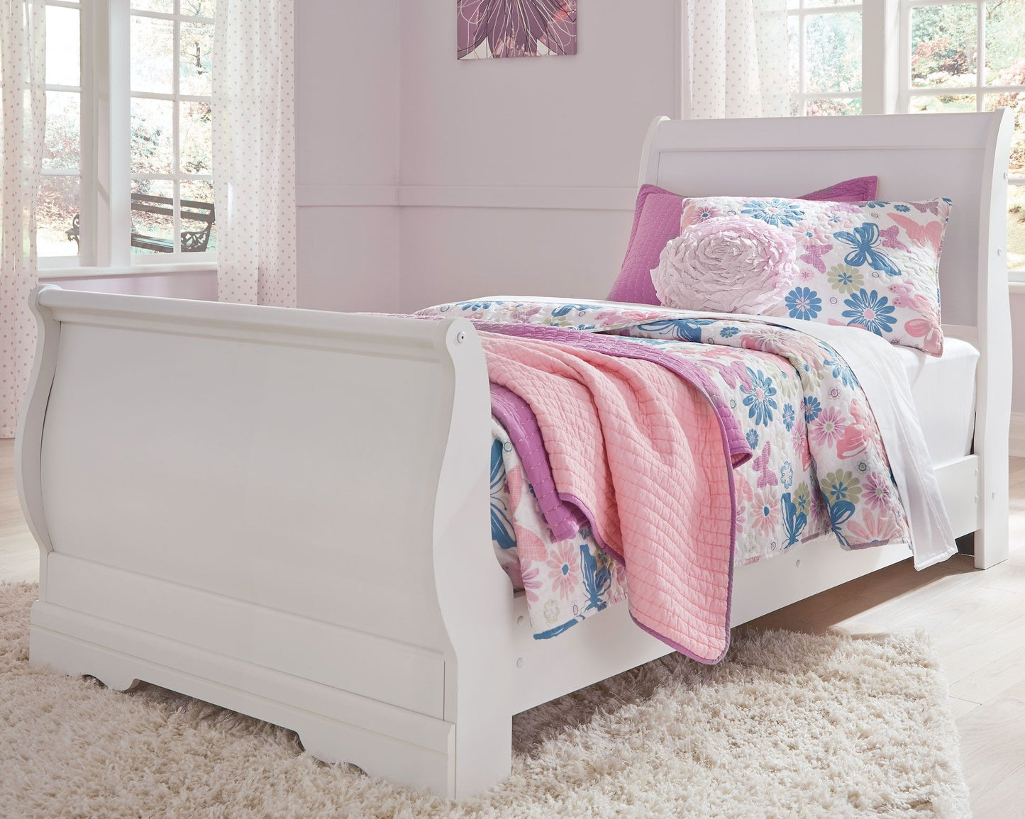 Anarasia - Sleigh Bed Set