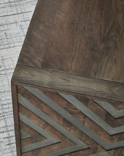 Dreggan - Square End Table - Brown