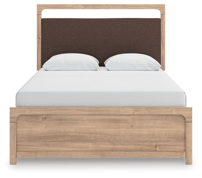Kinlanni - Upholstered Panel Bed