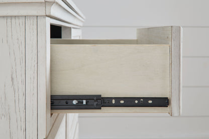 Robbinsdale - Five Drawer Chest - Youth - Antique White
