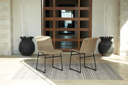 Amaris - 5 Pc. - Dining Set - Brown / Black